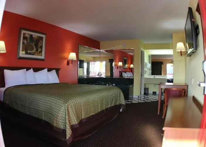 Budget Inn & Suites