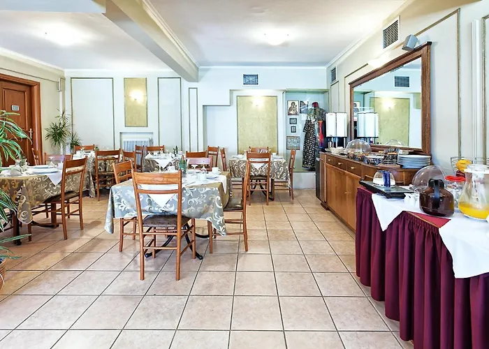 Anastassiou Hotel - Bike And Motorcycle Friendly Hotel