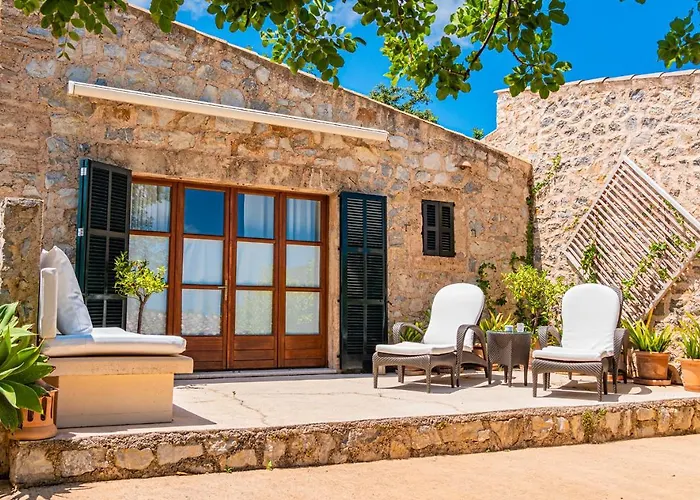 Cases De Son Barbassa Hotel & Restaurant