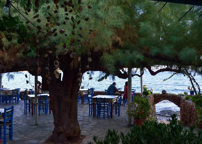 Taverna Akrogiali