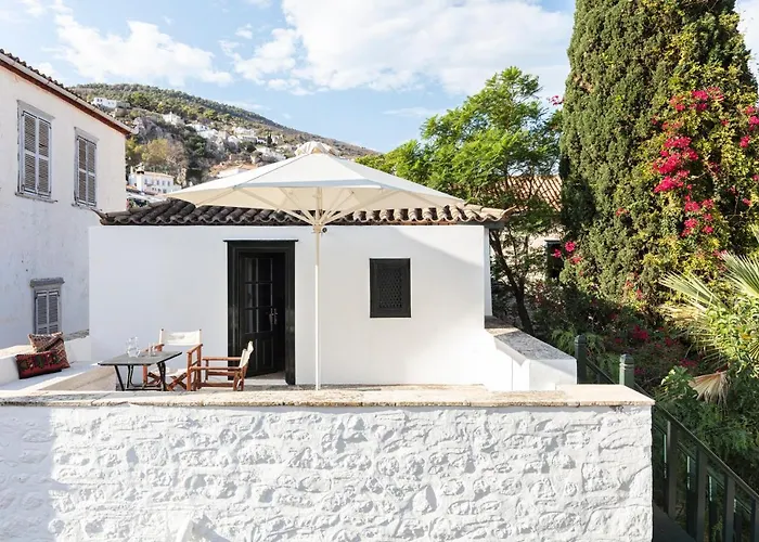 Bratsera Boutique Hotel