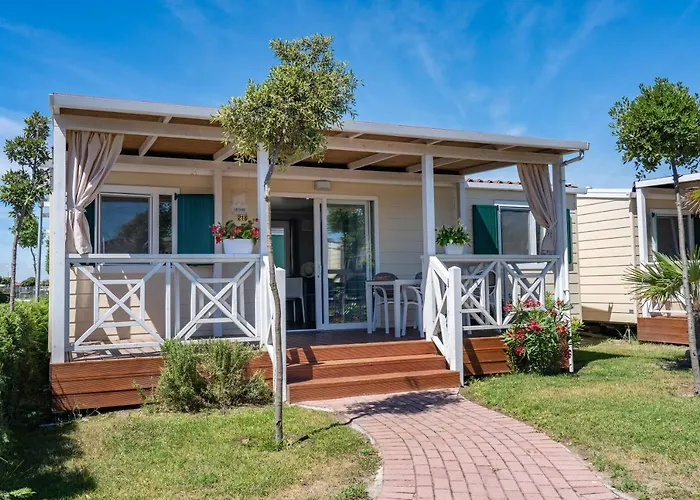 Camping Atlanta & Mediterraneo Family Village