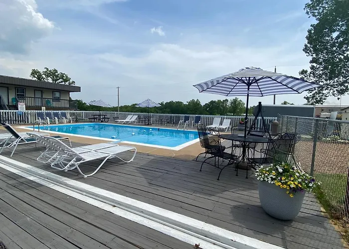 Rockwood Resort Motel