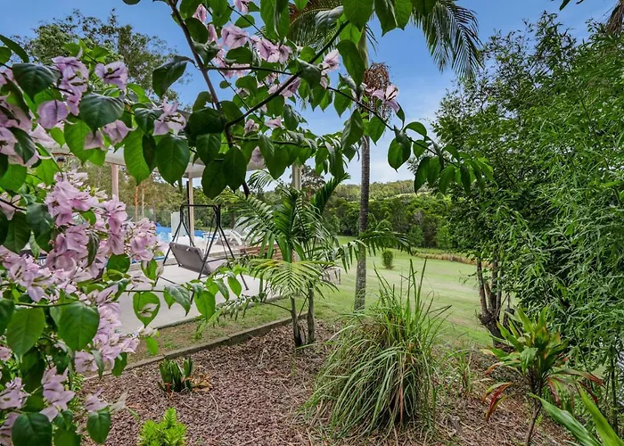 Gympie Luxury Caravan With Ensuite Bathroom