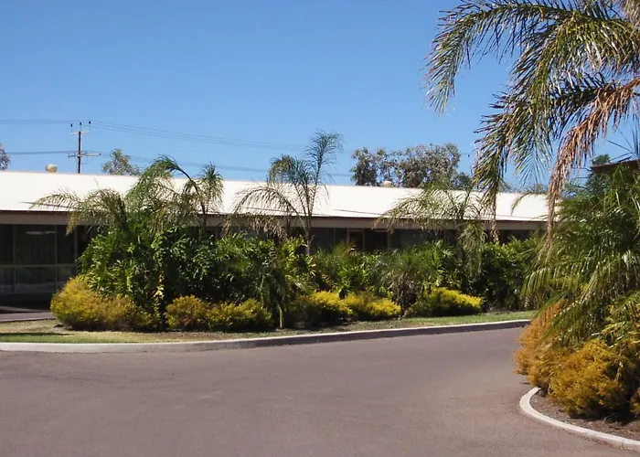 Westland Hotel Motel