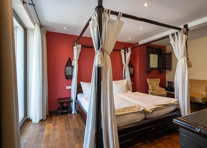 Hotel Luina Beach