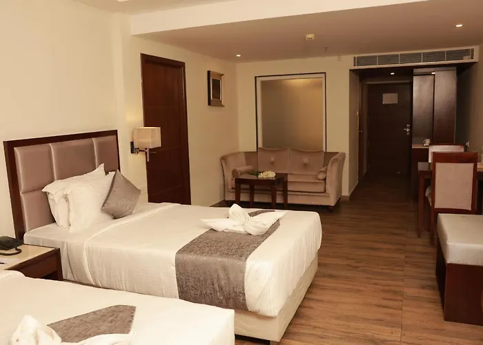 Paravoor Galaxy Hotel