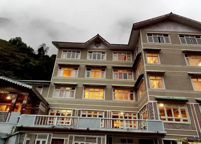 Le Coxy Resort Lachung