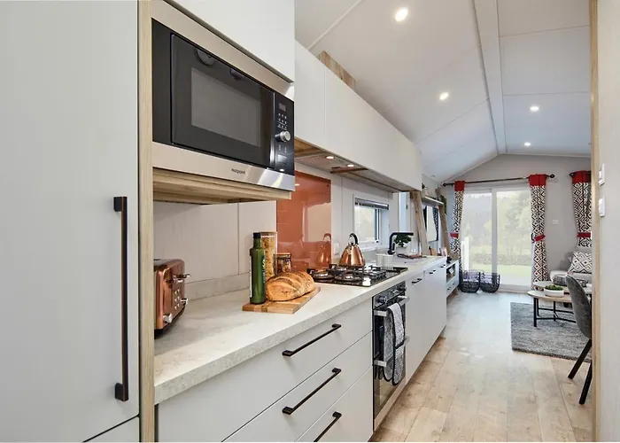 Elite Holiday Caravan