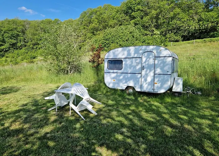 Caravan Miekie Camping La Foret Du Morvan