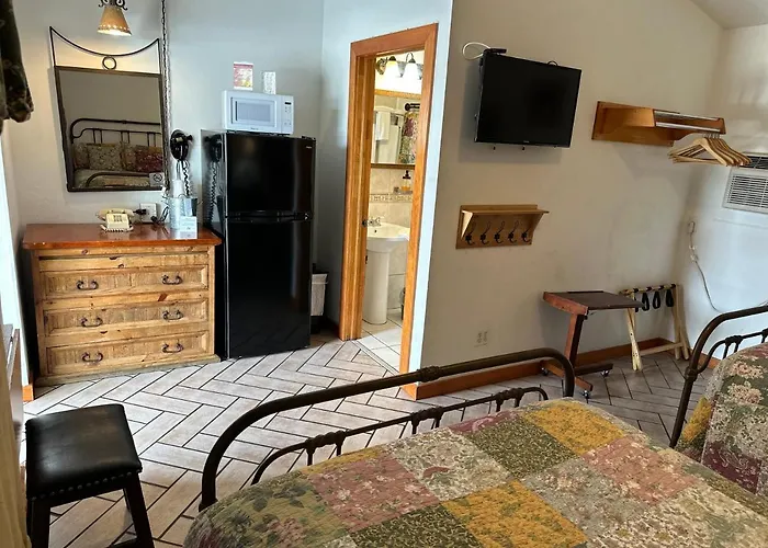 Buffalo Chip'S Ranch House Motel