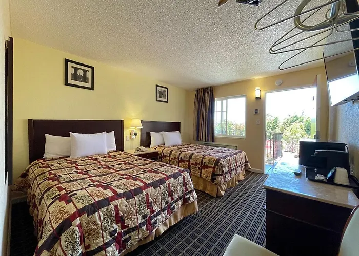 Motel 7 - Near Six Flags, Vallejo - Napa Valley