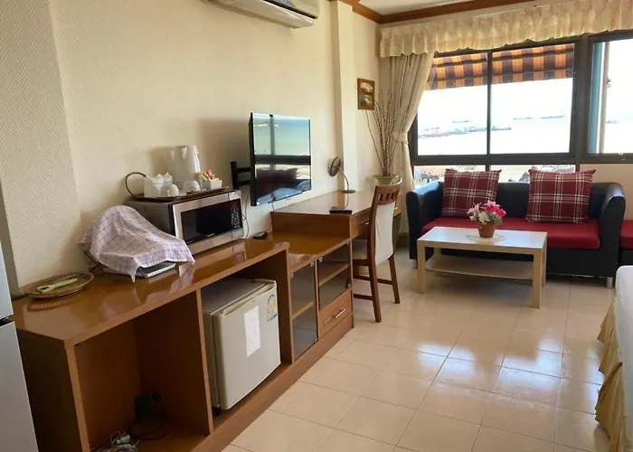 Seaview Sriracha Hotel