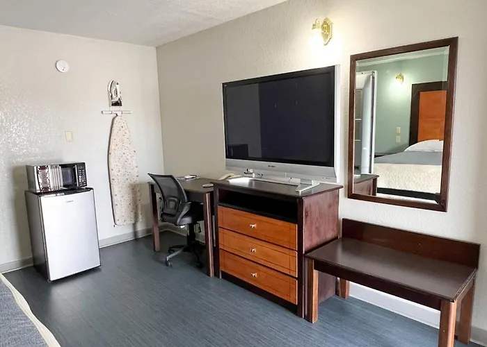 Regency Inn Bald Knob