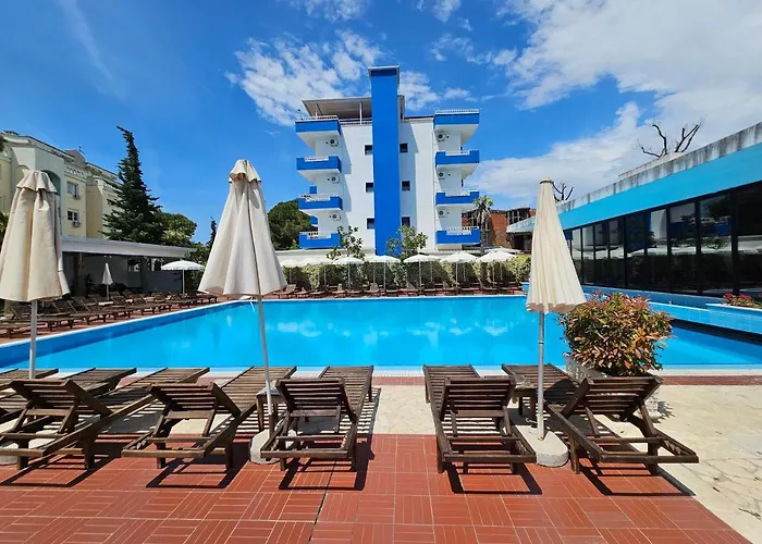 Sunborn Hotel