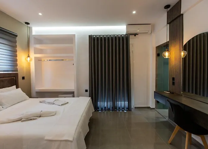 Zografos Rental Rooms