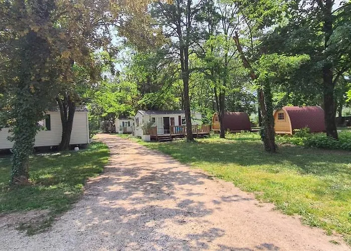 Camping Rochecondrie