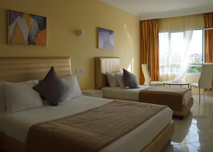 Hotel Azayla