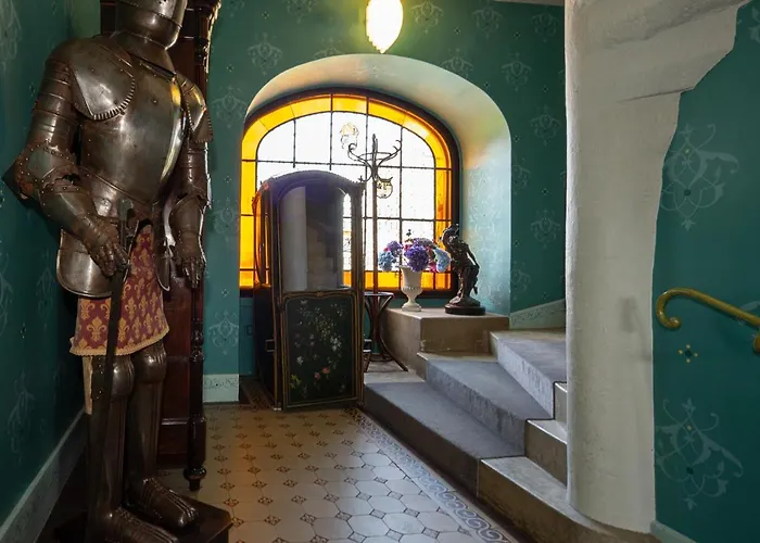 Chateau De Pray