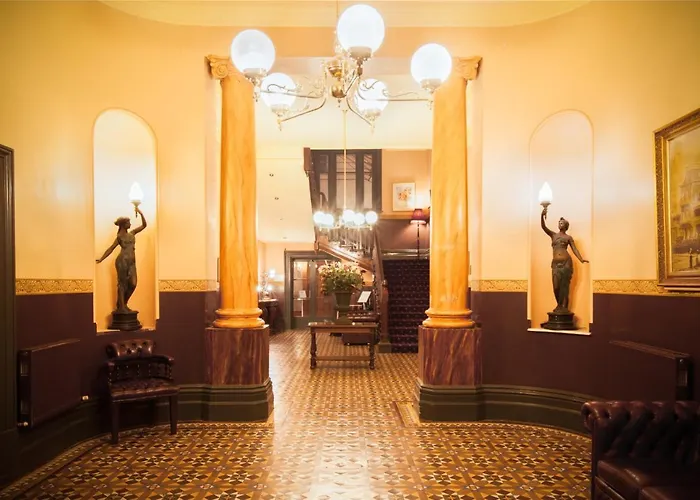 Vue Grand Hotel