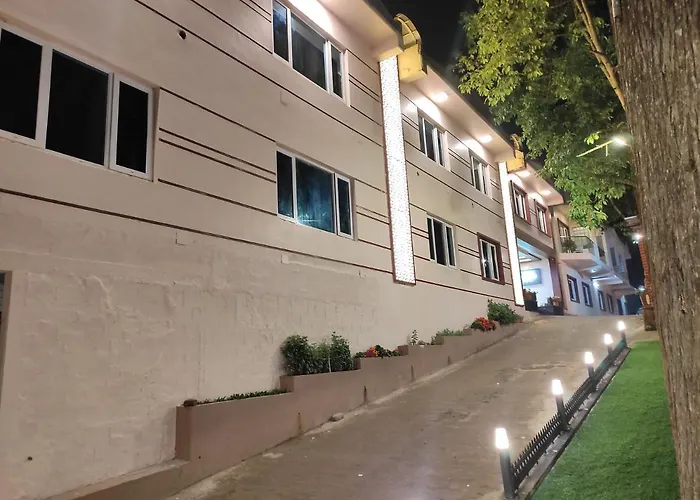 Beverly Villa