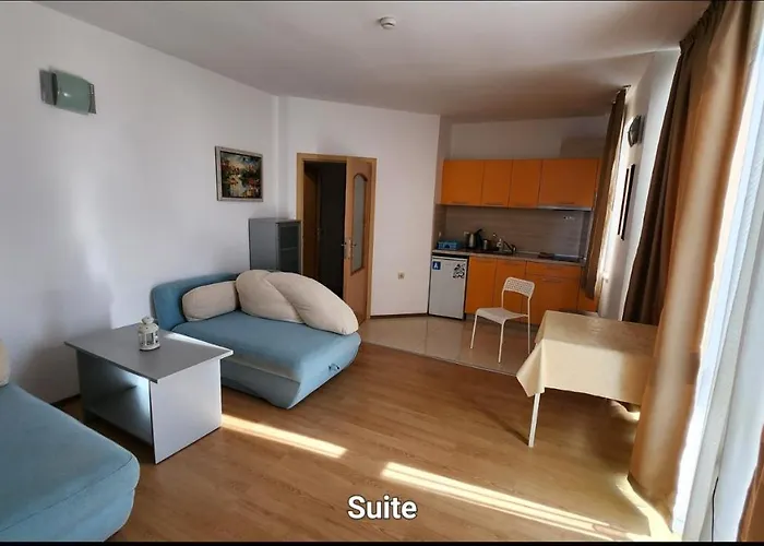 Nushev Hotel