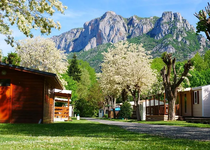 Camping Pays De Beille