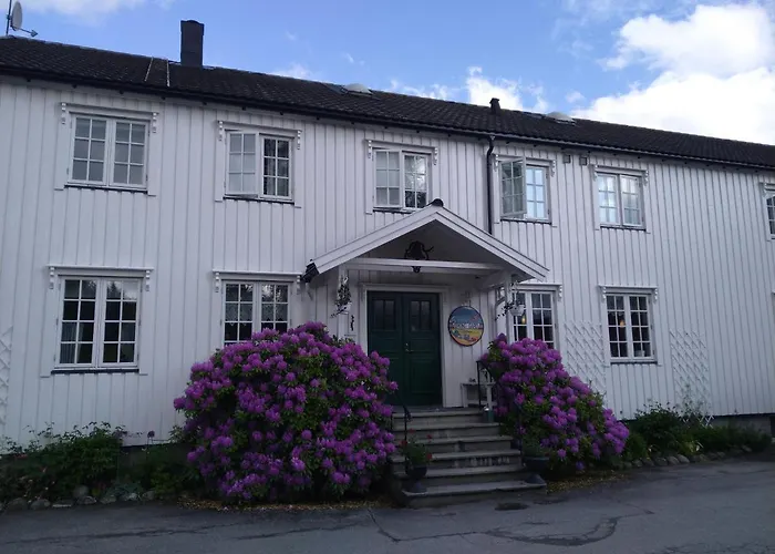 Grong Gard Guesthouse