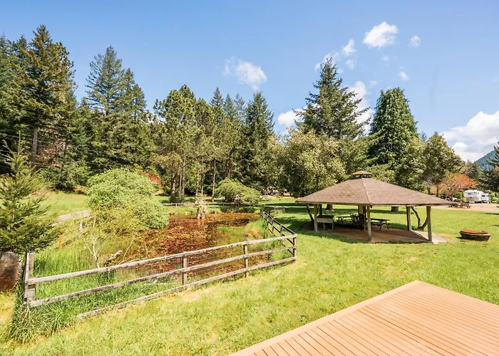 Redwood Meadows Rv Resort