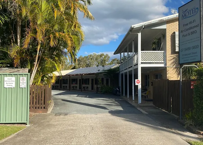 Tin Can Bay Motel