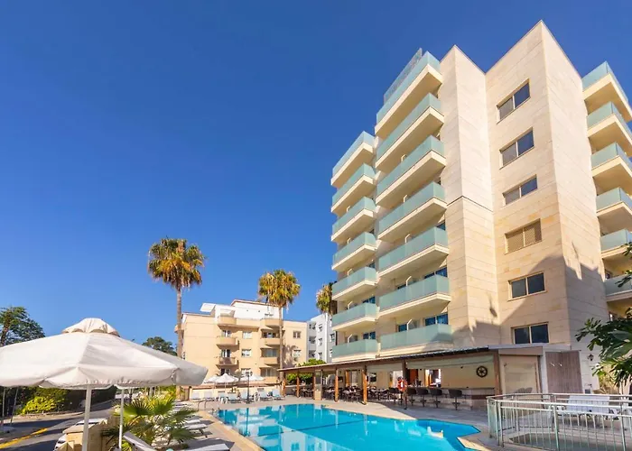 Kapetanios Limassol Hotel