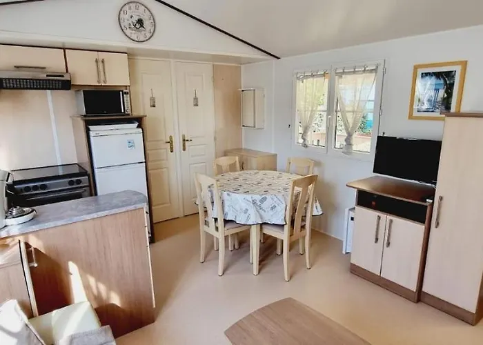 Bungalow Dans Residence Privee