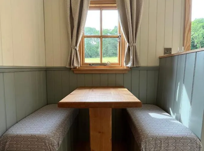Troytown Farm Shepherds Hut