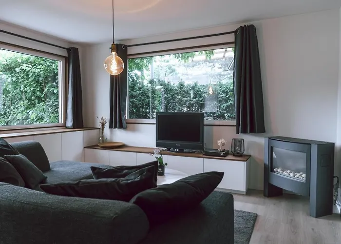 Imagine Tiny House 325 Op Camping Gt Te Balen