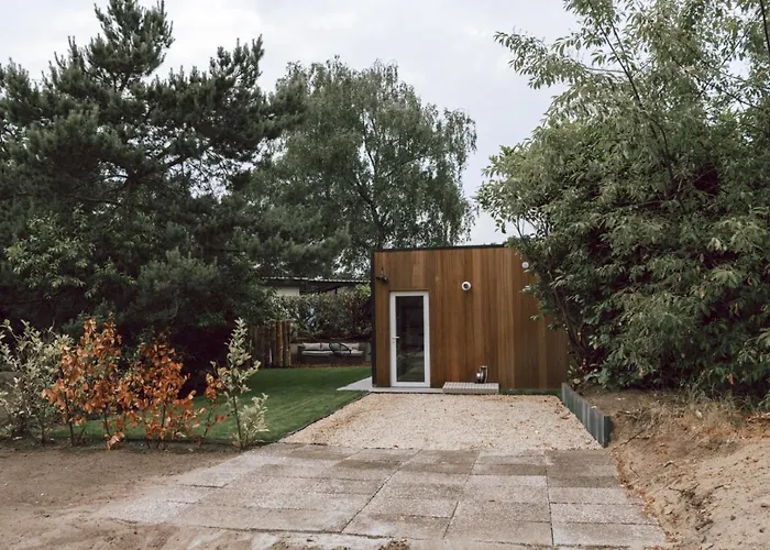 Imagine Tiny House 325 Op Camping Gt Te Balen