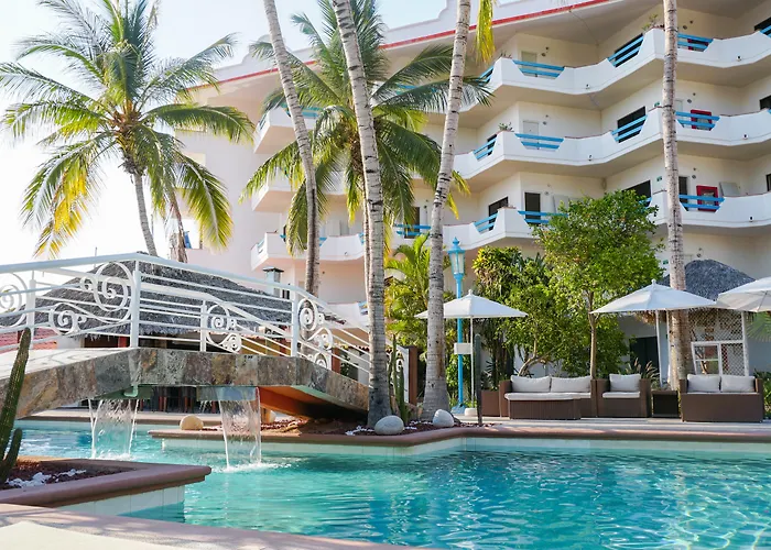 The Westmarine Waterfront Hotel
