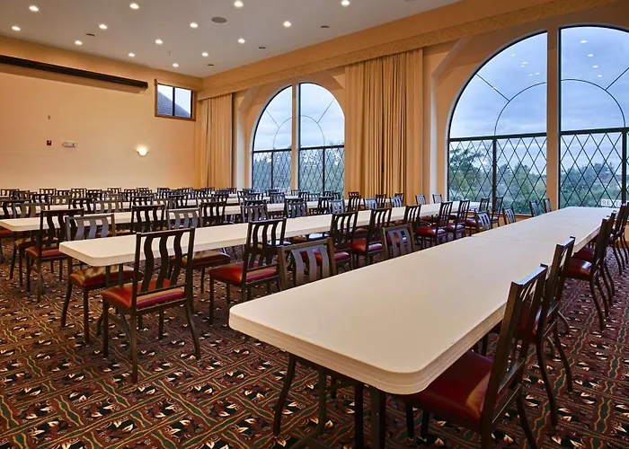 Best Western Plus Dockside Waterfront Inn