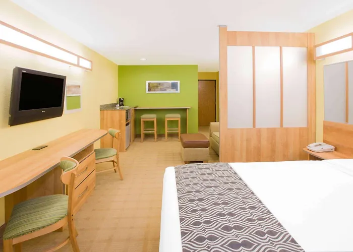 Microtel Inn & Suites By Wyndham Delphos