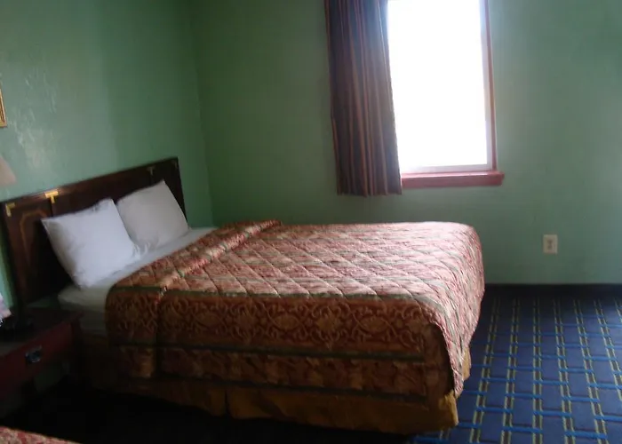 Budget Inn Mount Airy