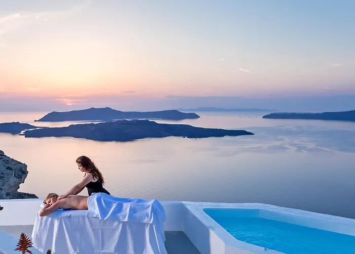 Alti Santorini Luxury Suites (Adults Only)