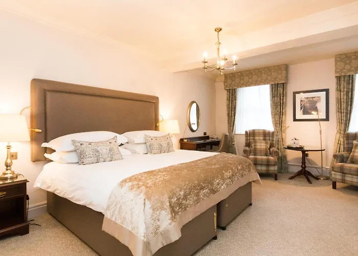 Macdonald Old England Hotel & Spa