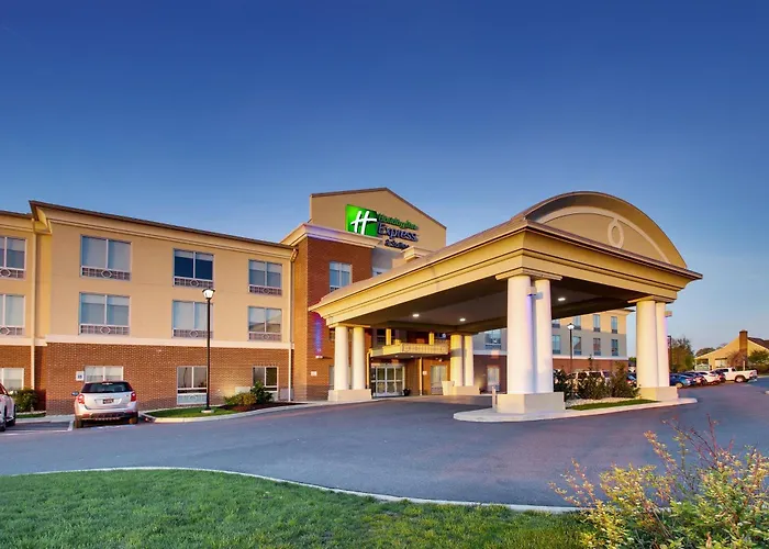 Holiday Inn Express & Suites Lancaster East - Strasburg By Ihg