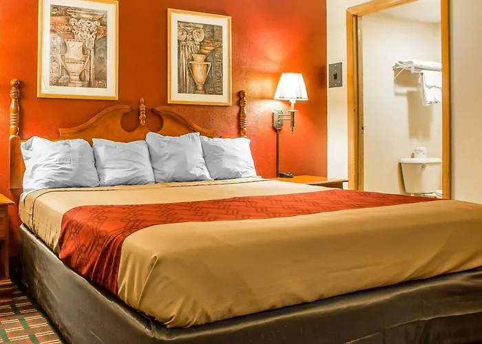Howard Johnson By Wyndham Montpelier