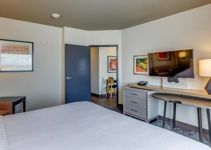 Holiday Inn & Suites Bellingham By Ihg