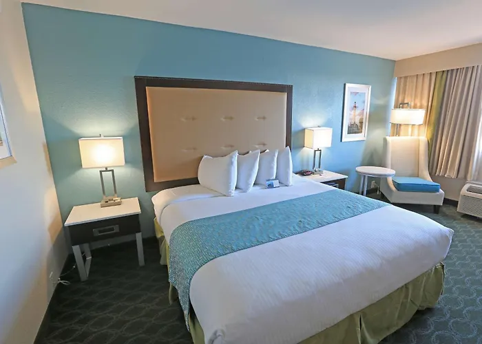 Wyndham Garden Kenosha Harborside