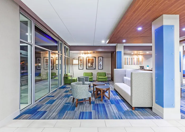 Holiday Inn Express & Suites Tulsa West - Sand Springs By Ihg