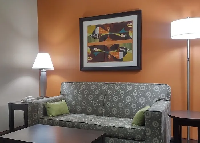 Holiday Inn Express & Suites Opelousas By Ihg
