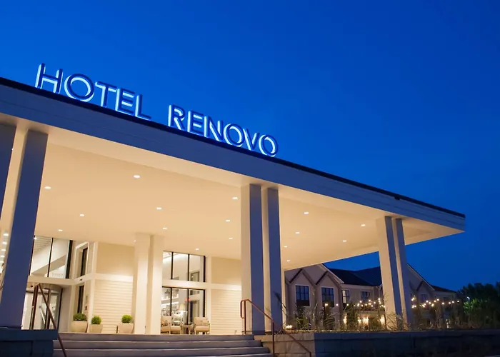 Hotel Renovo Des Moines Urbandale,Tapestry Collection Hilton