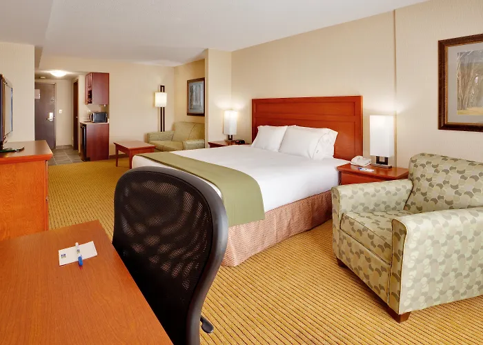 Holiday Inn Express Hotel & Suites Clarington - Bowmanville By Ihg