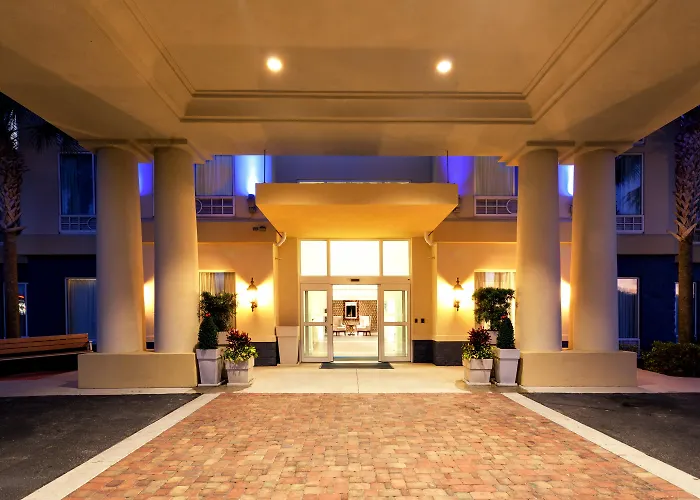 Holiday Inn Express Hotel & Suites Arcadia